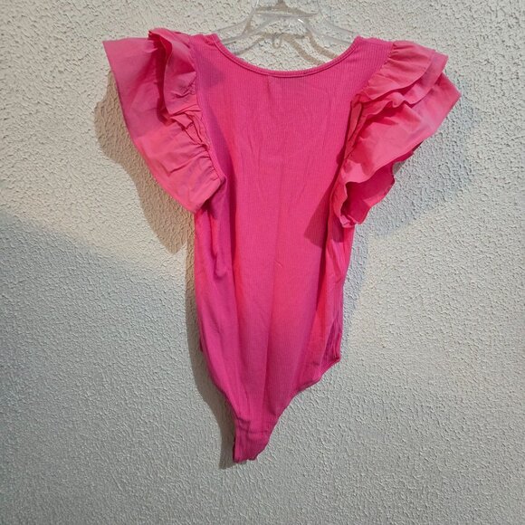 Barbiecore Ruffled Pink Bodysuit Size L Ribbed Texture & Puff Sleeves By Blue B - Picture 1 of 5